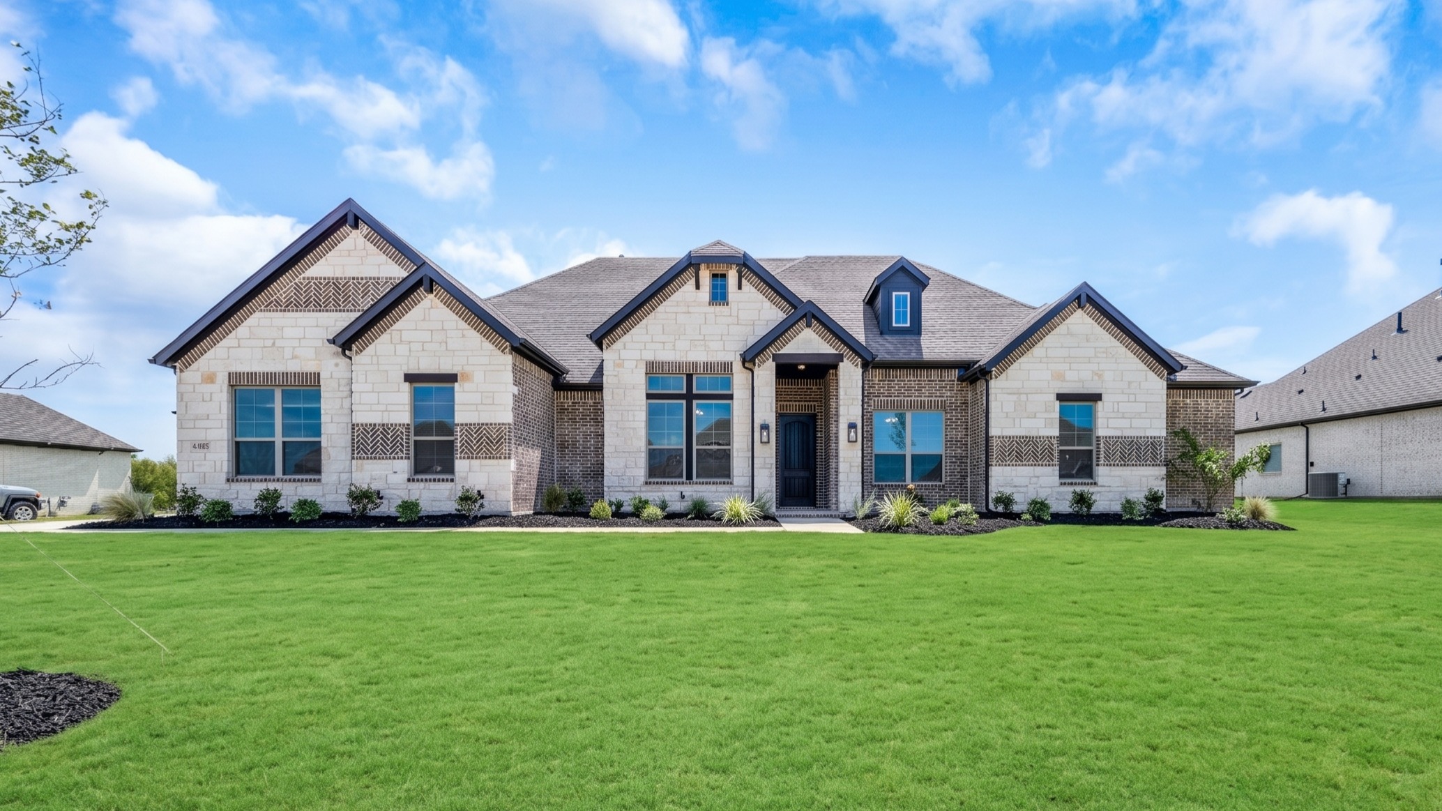432 Estate Lane | Hemsworth VII C